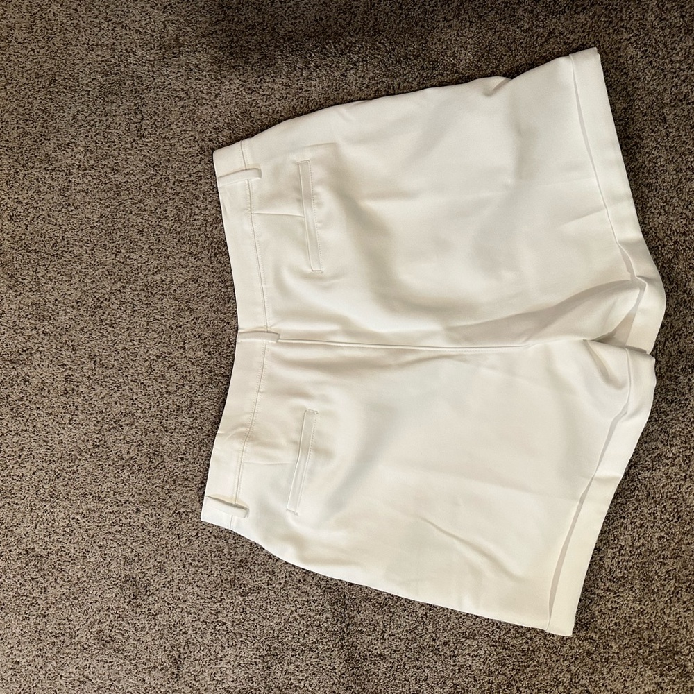 Lady Hagen traditional golf shorts